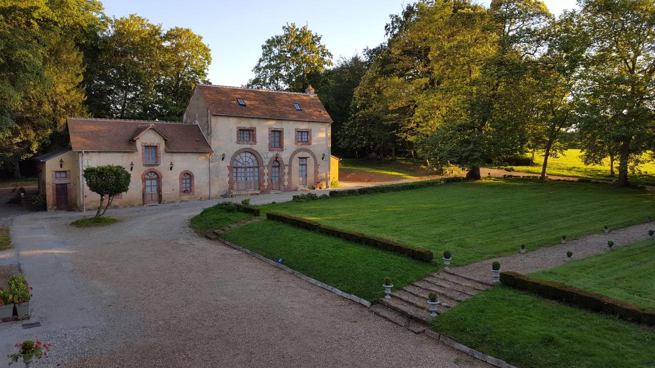 Hotel Des 4 Continents - Le Mans Saint-Saturnin  Eksteriør billede
